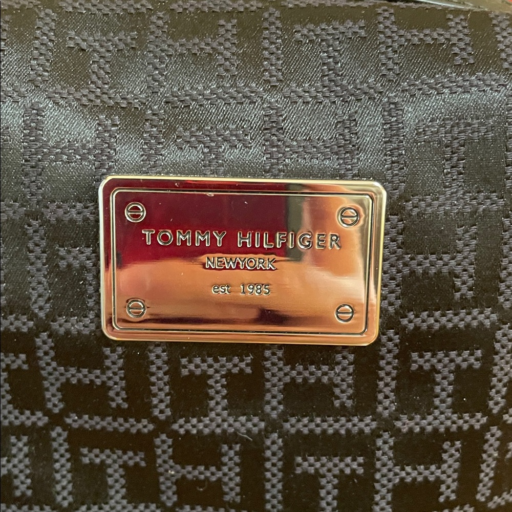 NWT Tommy Hilfiger Black Backpack with Red Trim and Logo Jacquard - Picture 2 of 11